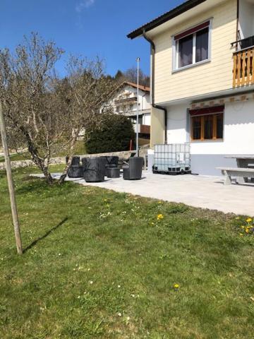 Nid D'Abeilles Apartment Tramelan Exterior foto